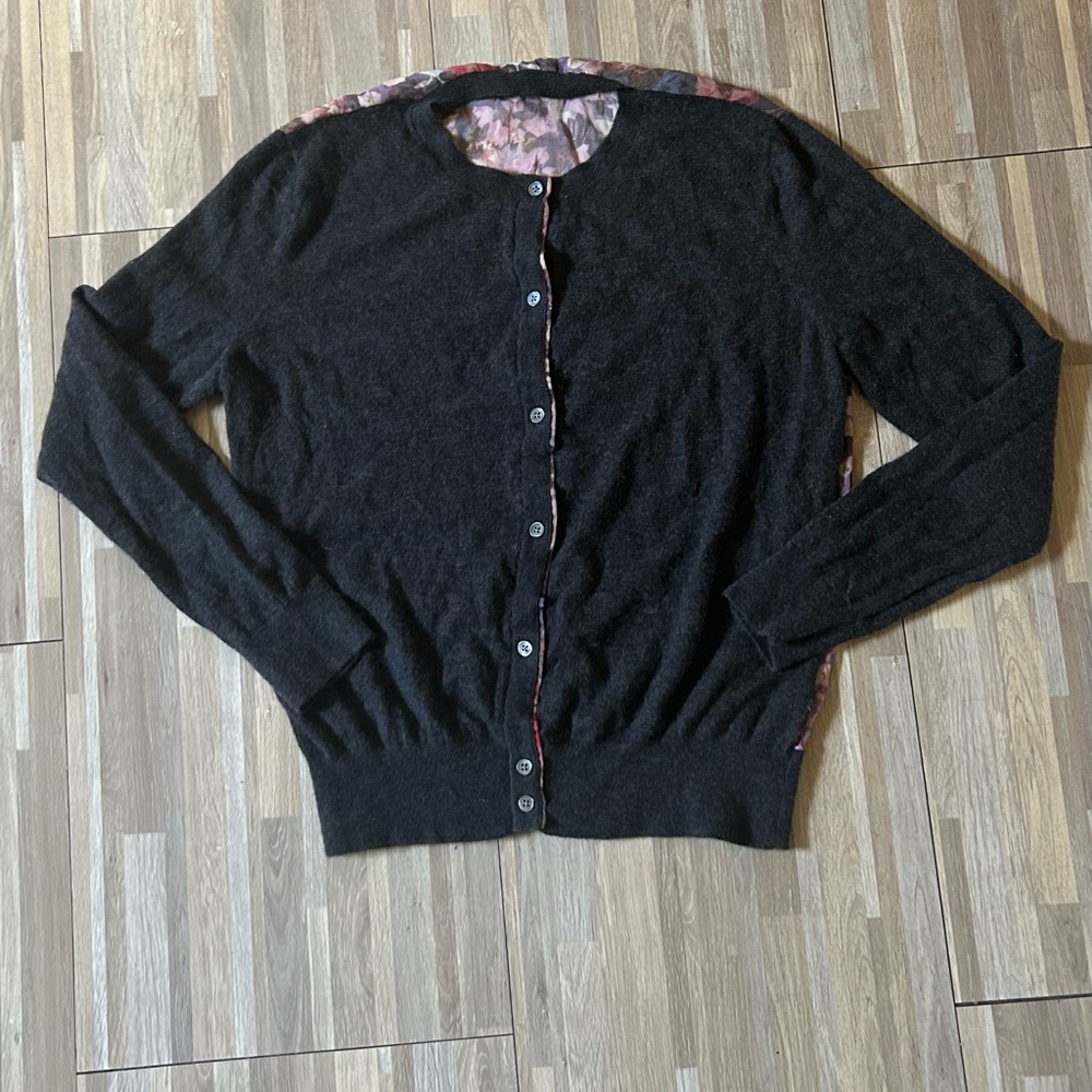 Neiman Marcus Cashmere Collection Gray Button Cardigan 100% Cashmere Size Large